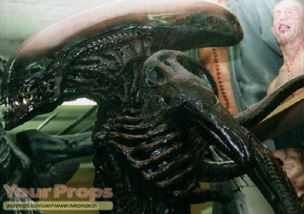 Alien-Resurrection-1997-movie-props