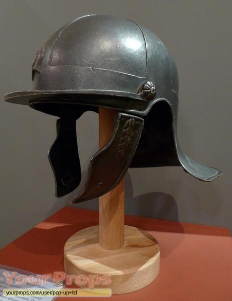Roman-Legionary-Helmet.jpg