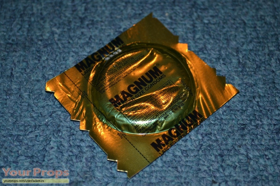 SeaQuest-DSV-Lucas-s-Magnum-Condom-Wrapper-1.jpg