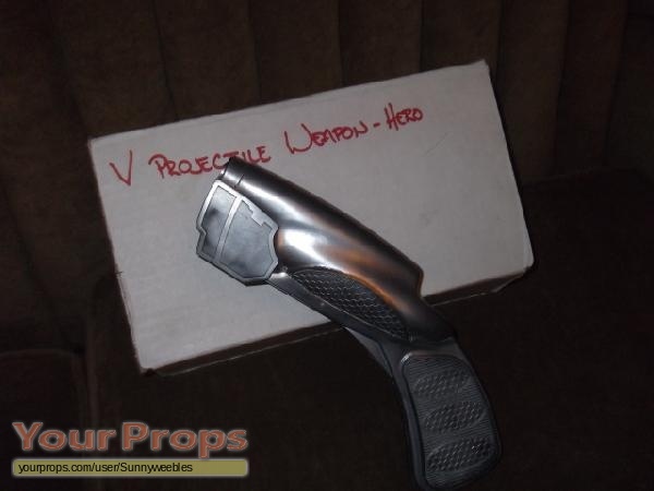V-TV-Series-2009-prop-weapons.jpg