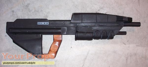 Halo (video game) replica movie prop weapon