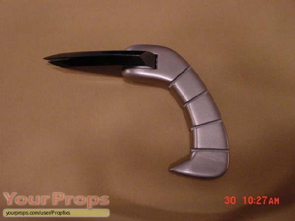 Star Trek  Voyager replica movie prop weapon