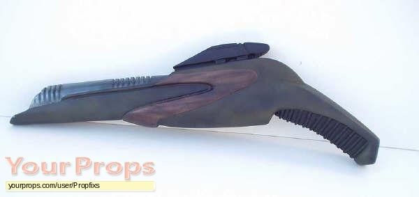 Star Trek  Deep Space Nine original movie prop weapon