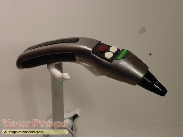 Star Trek  Voyager replica movie prop weapon