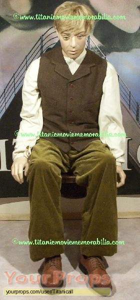 Titanic TITANIC - ORIGINAL JACK DAWSON DISPLAY EFFIGY & J. PETERMAN COSTUME  replica movie costume