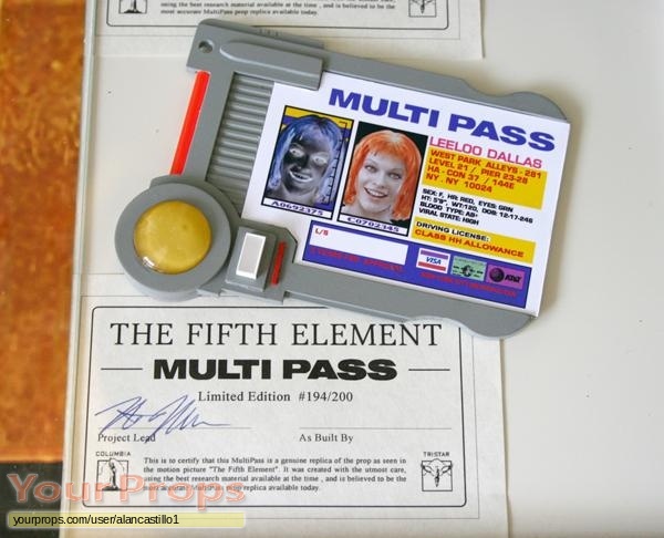 Fifth Element Multi Pass ID Badge Prop Replica Leeloo Dallas 1 to 1 Scale 