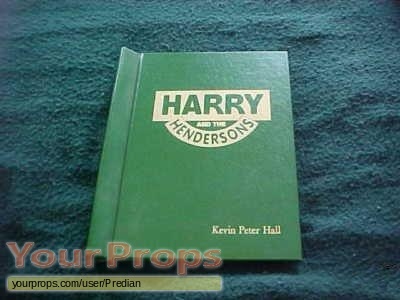 Harry and the Hendersons original production material