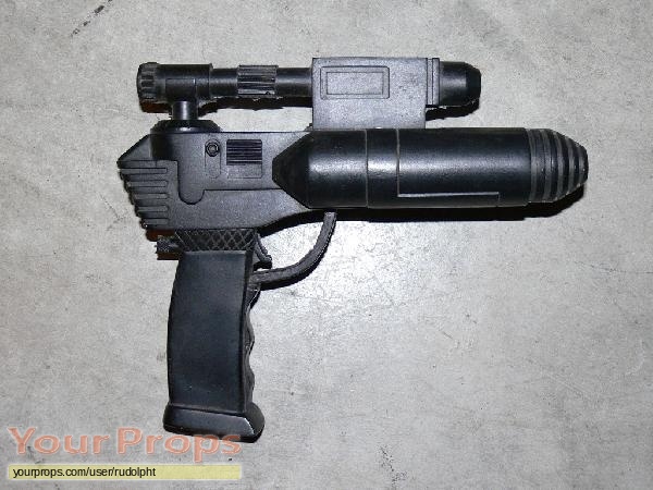 Space  Above and Beyond original movie prop weapon