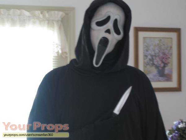 Scream 2 original movie costume
