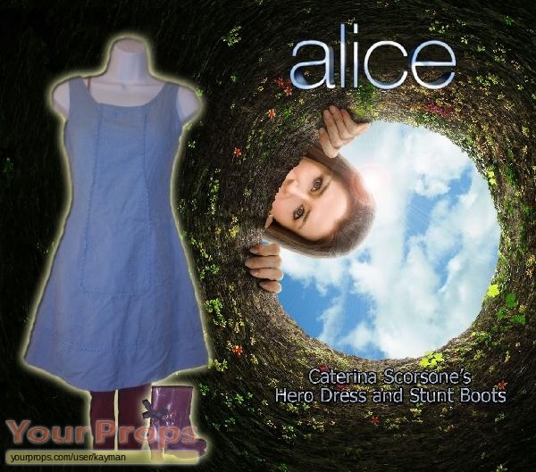 Alice original movie costume