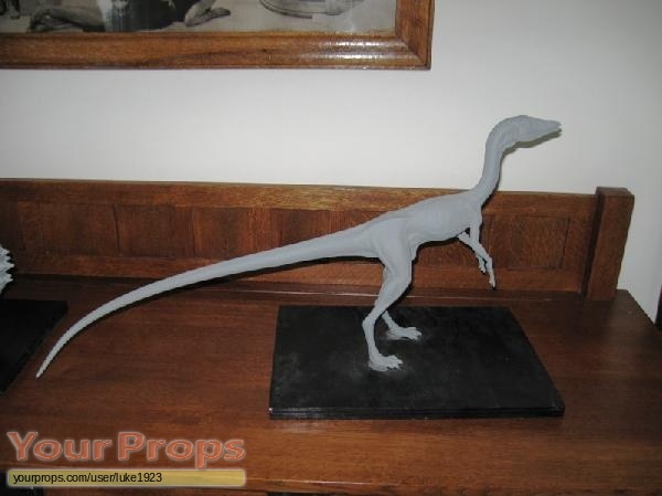 Jurassic Park 2  The Lost World replica movie prop