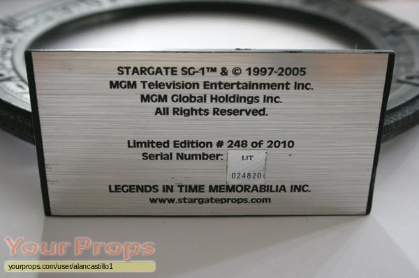 Stargate SG-1 replica model   miniature