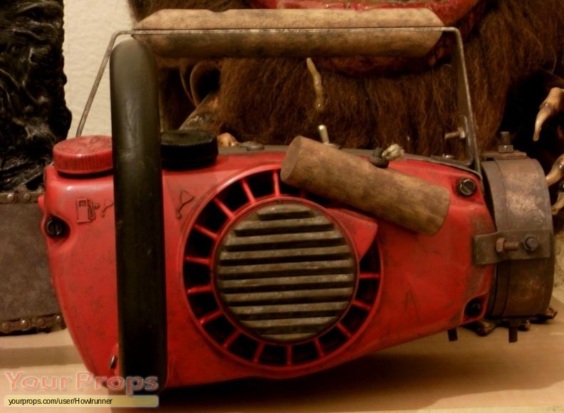 Syndicate Collectibles Teases a Full Size Replica of Ash's Chainsaw Hand from  the 'Evil Dead' Movies! - Bloody Disgusting