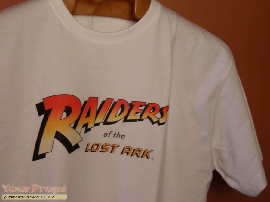 Indiana Jones And The Raiders Of The Lost Ark replica film-crew items