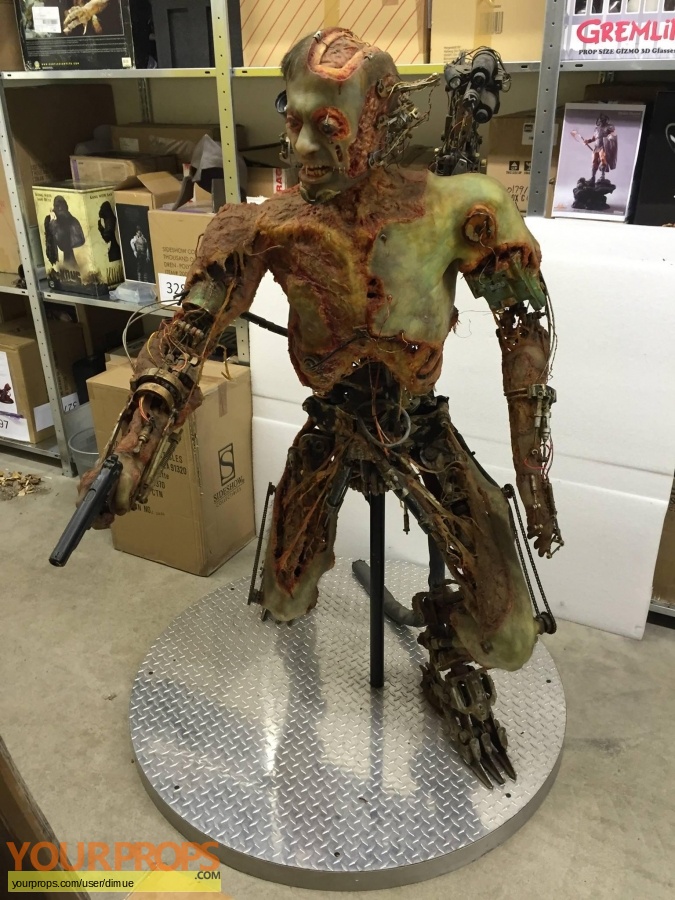 Virus original movie prop