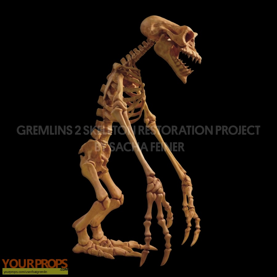 Gremlins 2  The New Batch swatch   fragment movie prop