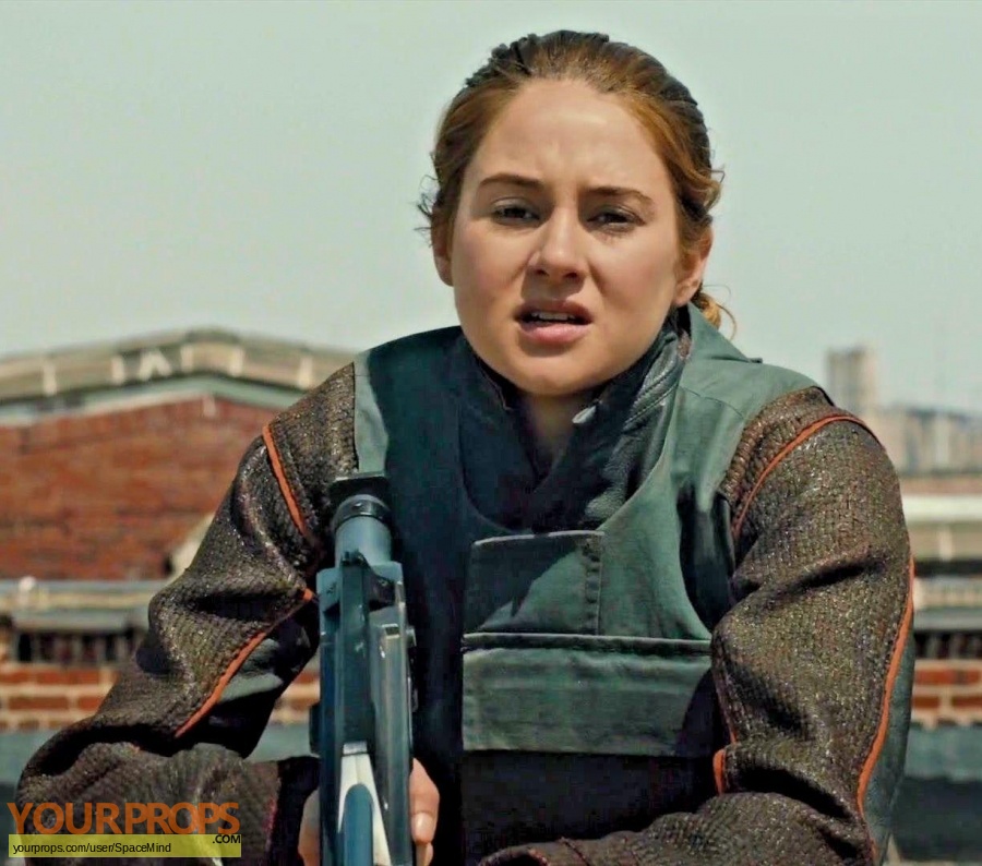Divergent original movie costume