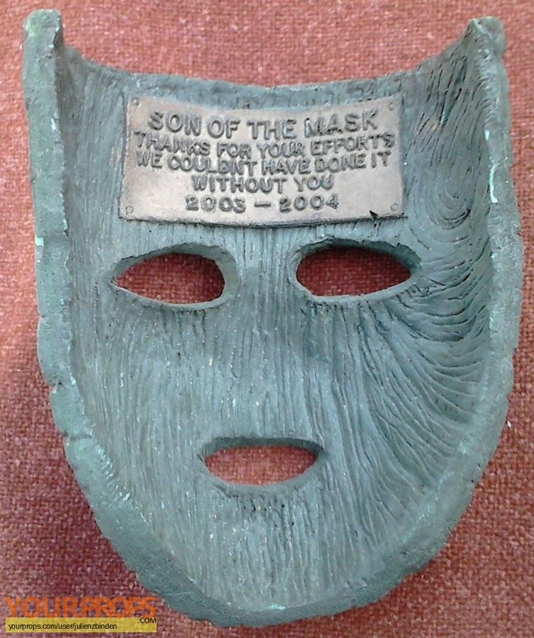 Son of the Mask original film-crew items