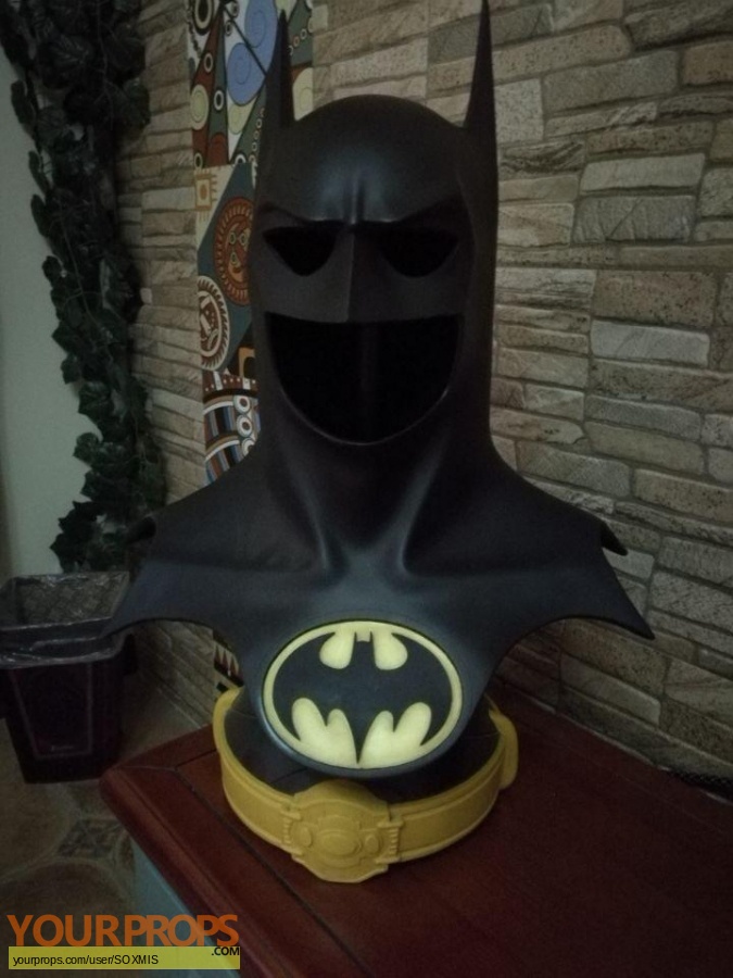 Batman Returns Sideshow Collectibles movie costume