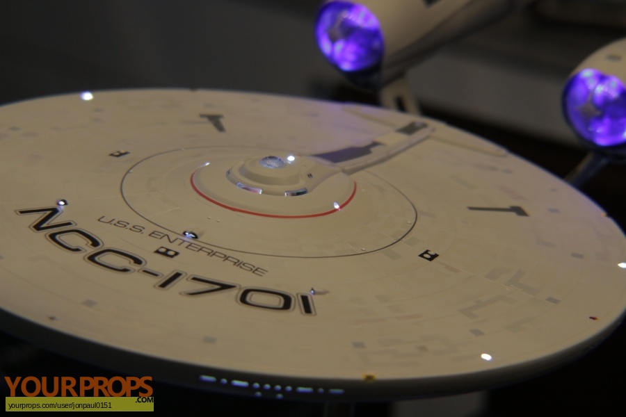 Star Trek Into Darkness replica model   miniature