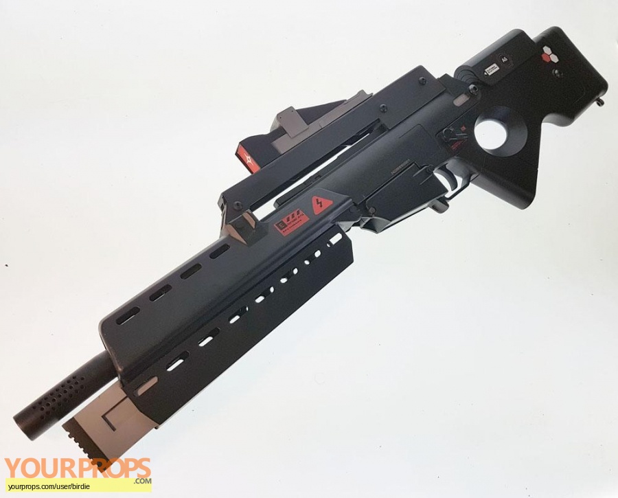 The Expanse made from scratch movie prop weapon