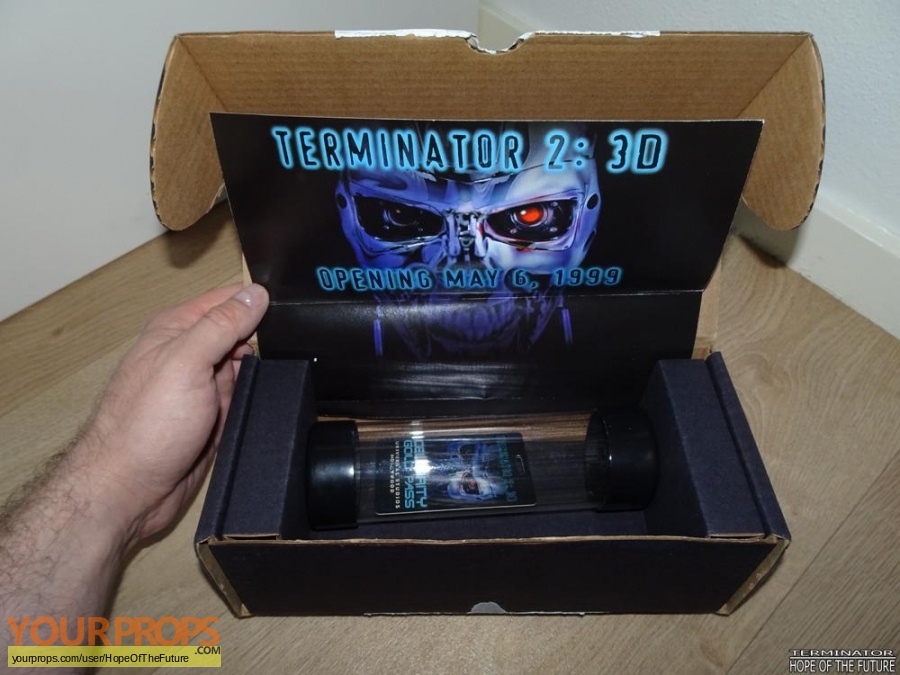 Terminator 2 3D  Battle Across Time original production material