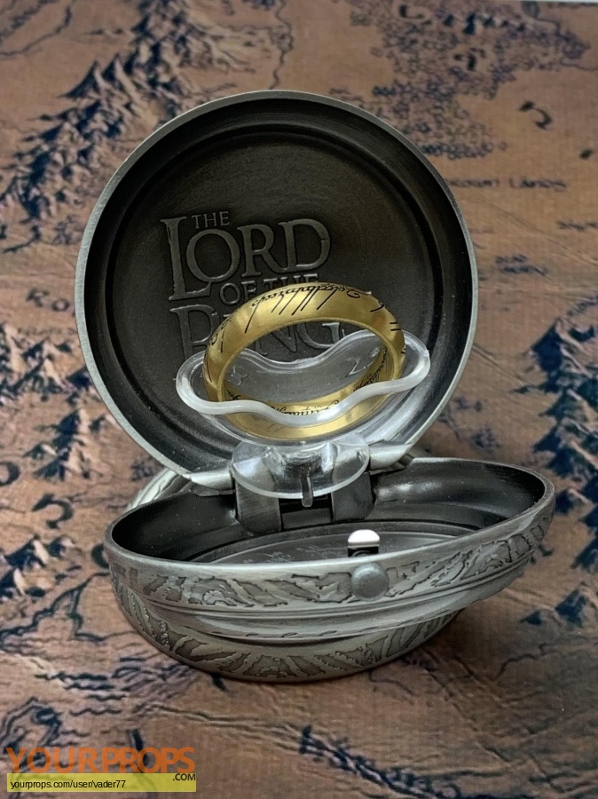 Lord of The Rings  The Fellowship of the Ring The Noble Collection movie prop