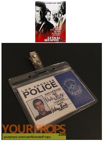 Lethal Weapon 4 replica movie prop