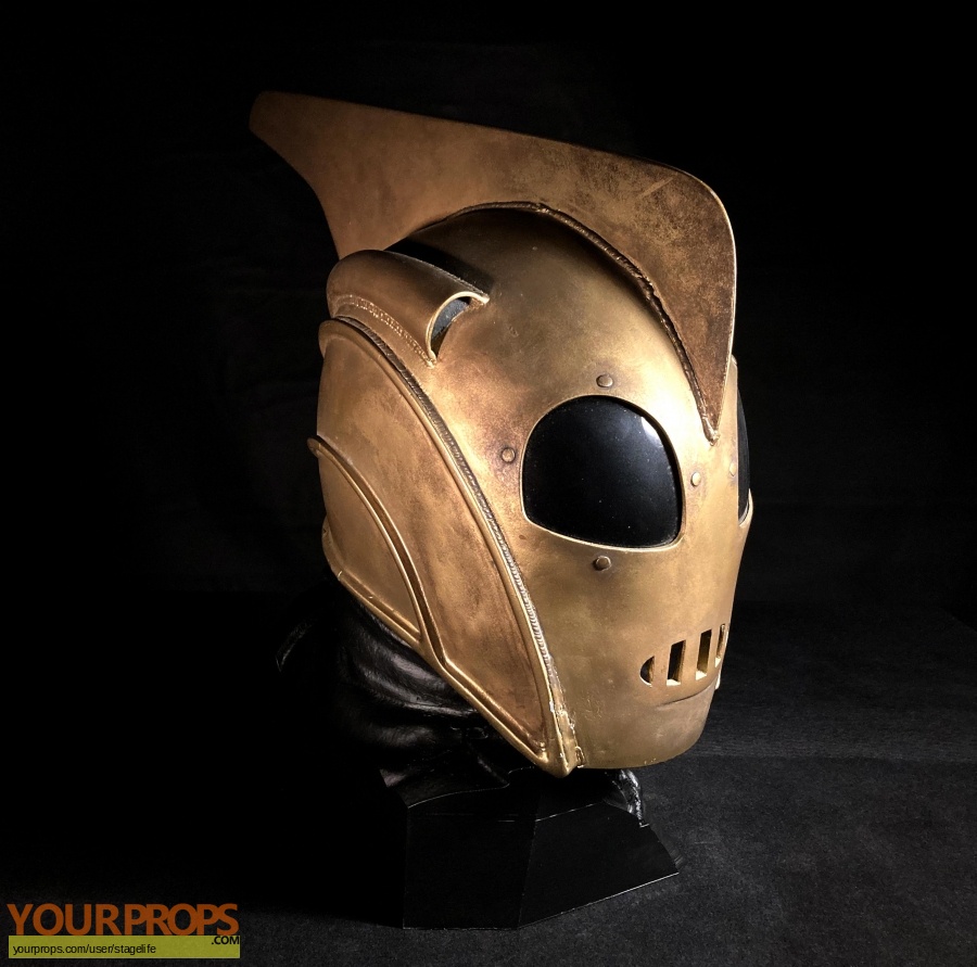 The Rocketeer replica production material