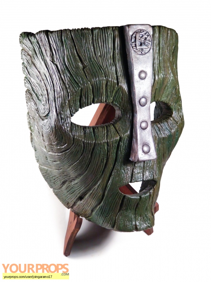 The Mask replica movie prop