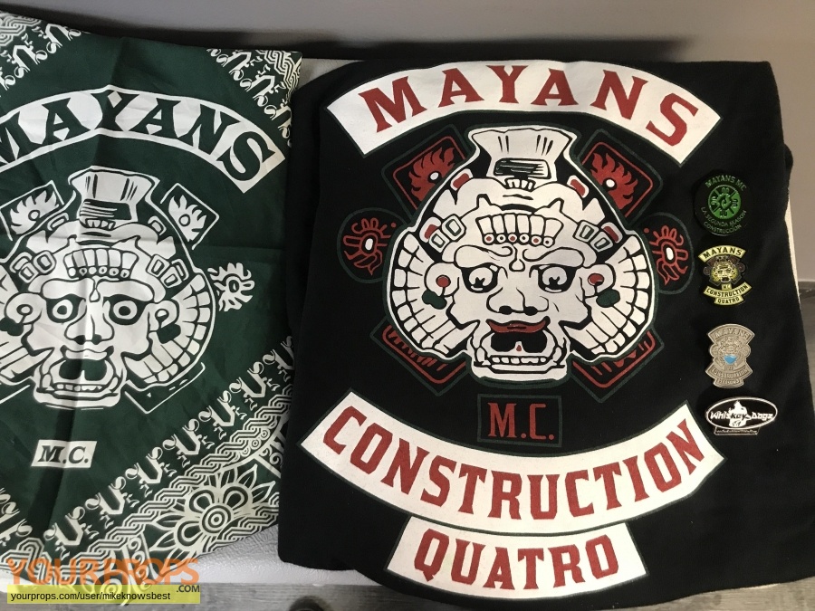 The Mayans original film-crew items