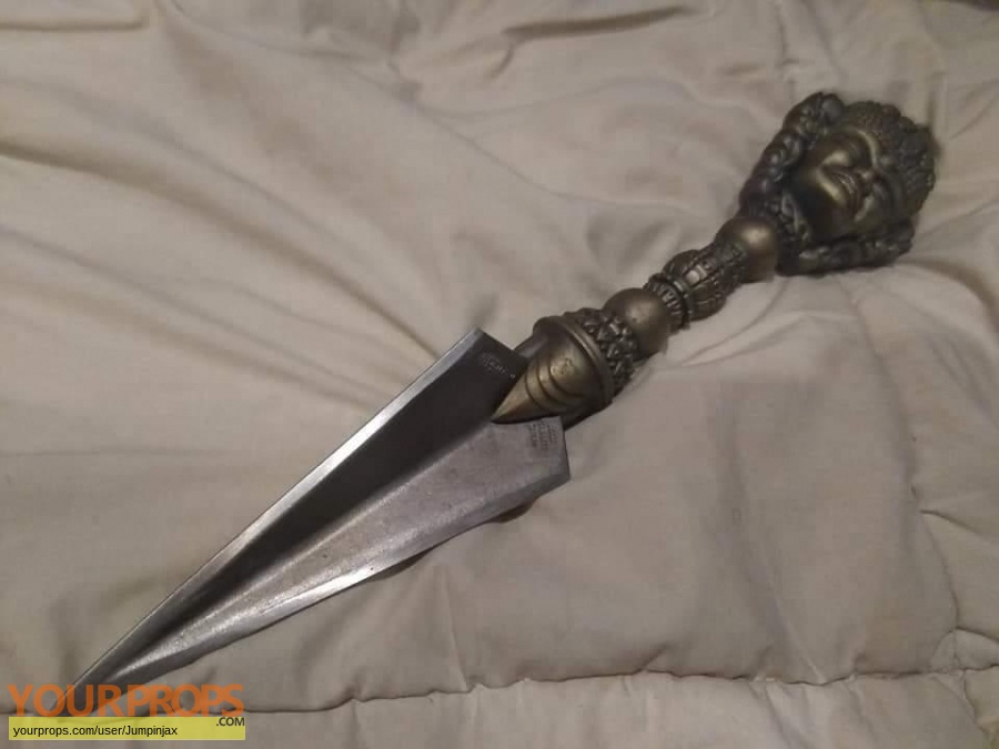 The Shadow United Cutlery movie prop weapon
