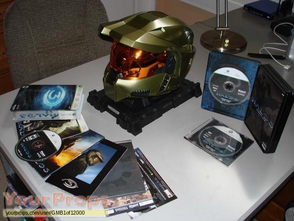 Halo (video game) replica movie costume