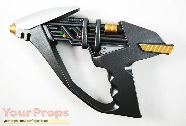 Star Trek  Deep Space Nine replica movie prop weapon