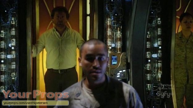 Stargate Universe  SGU original set dressing   pieces