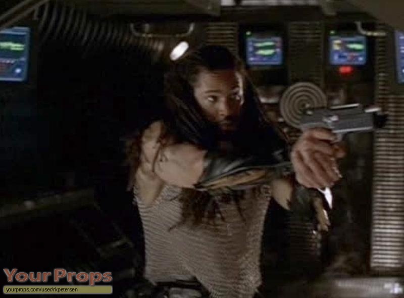 Andromeda original movie prop weapon