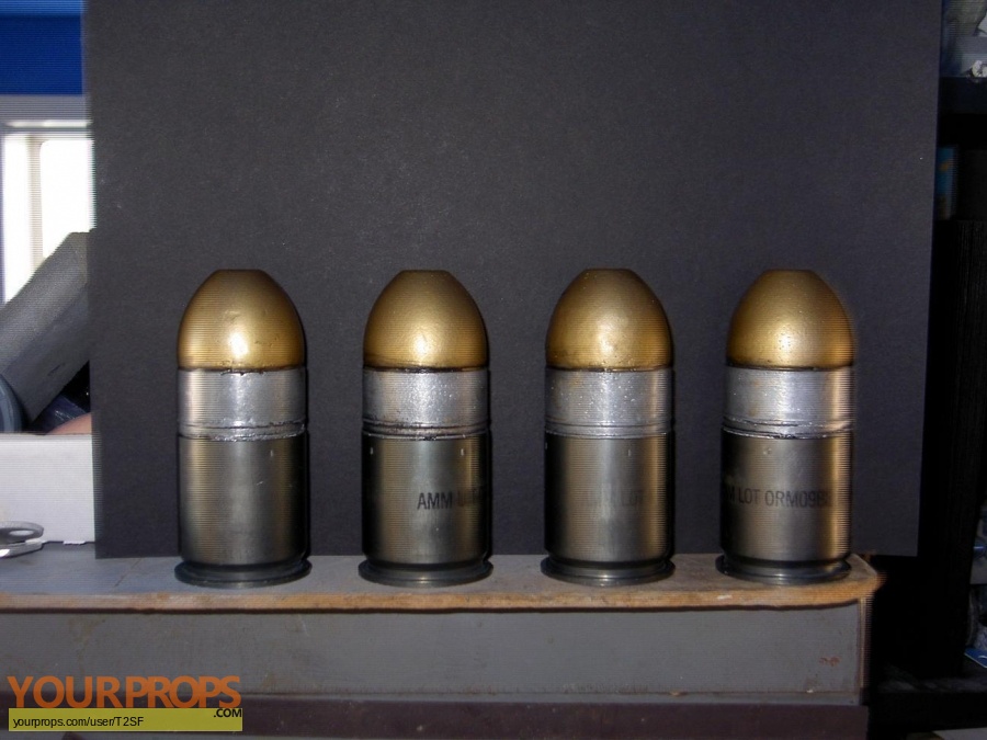 Terminator 2: Judgment Day Replica 40mm grenade bandolier, grenades, rosebox, 1911, replica ...