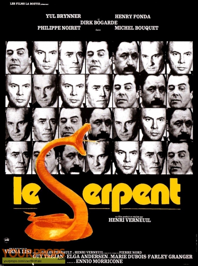 Le Serpent replica movie prop