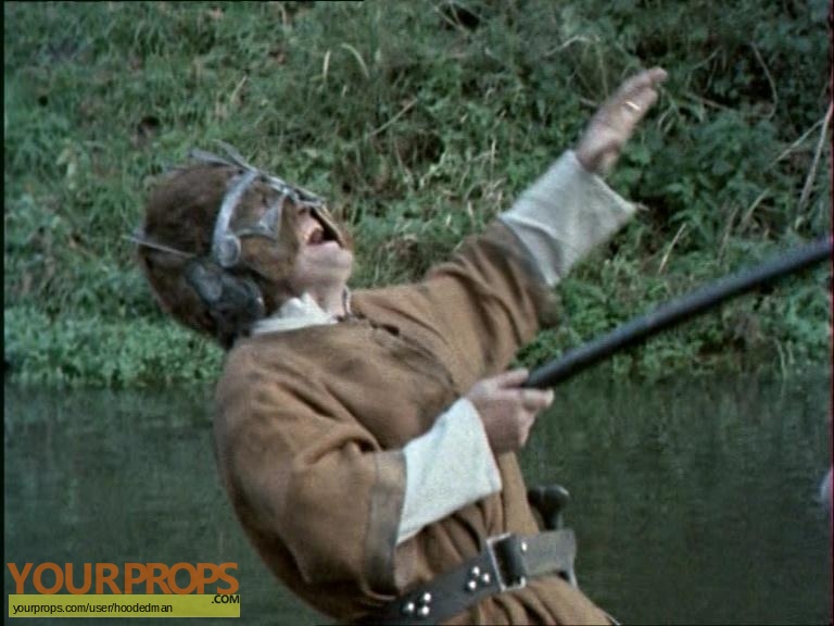 Arthur of the Britons original movie costume
