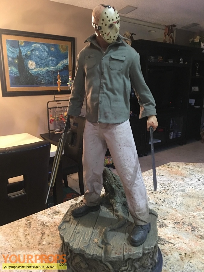 Friday the 13th  Part 3 Sideshow Collectibles model   miniature