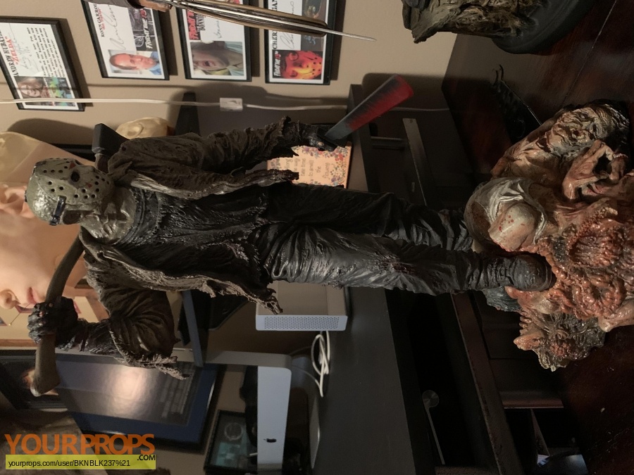 Friday the 13th Sideshow Collectibles model   miniature