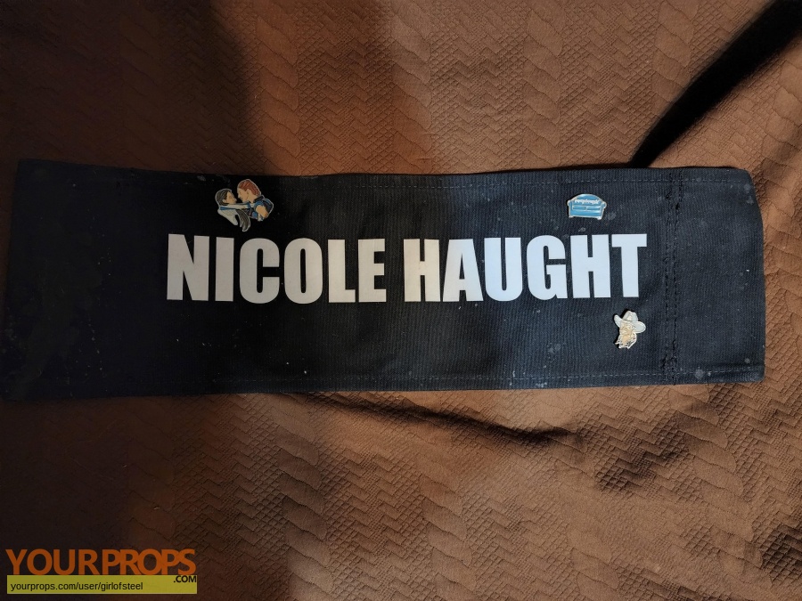 Wynonna Earp  (2016-2021) swatch   fragment production material
