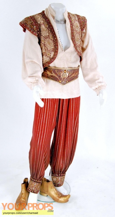 Once Upon a Time  (2011-2018) original movie costume
