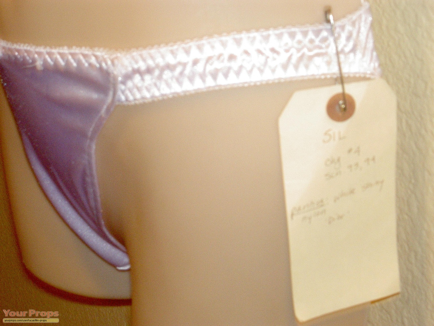 Species Sil's screen worn bra and panty original movie costume