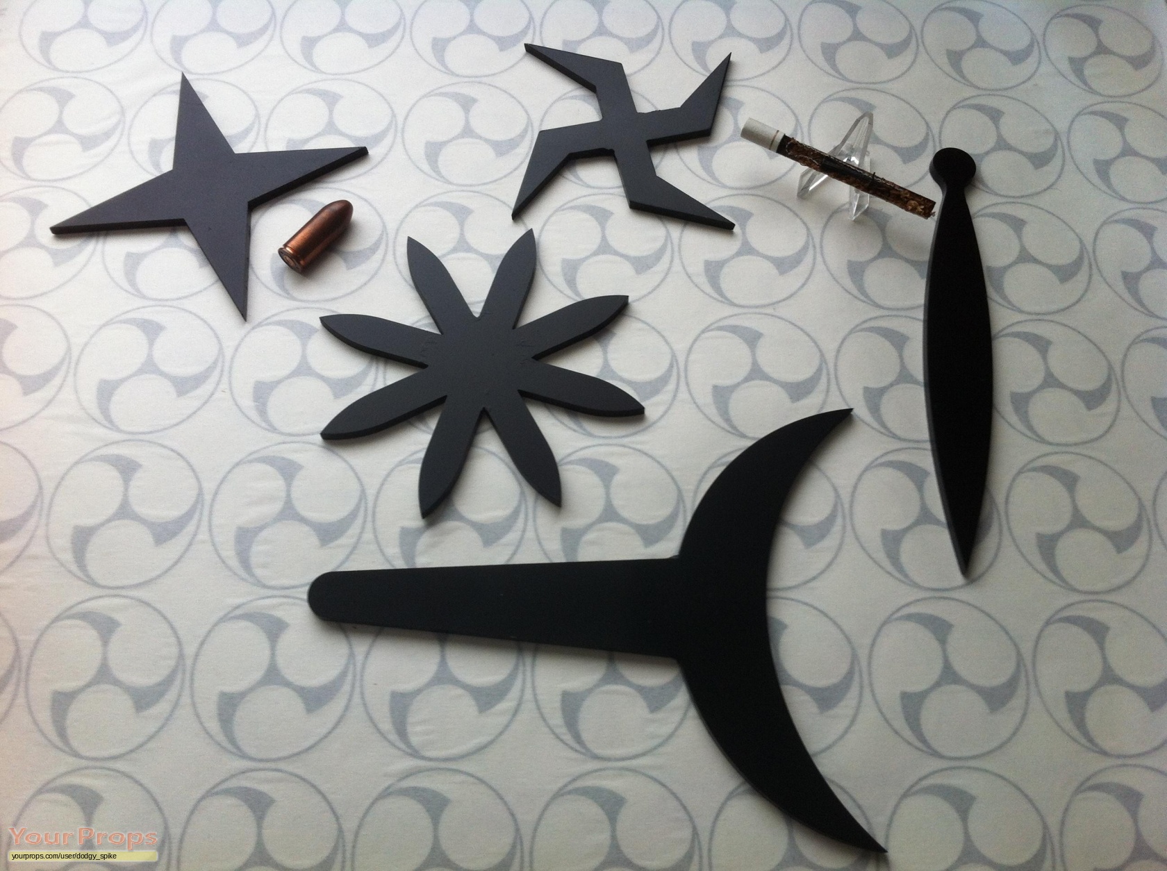 James Bond You Only Live Twice Ninja Weapons Replica Movie Prop James Bond You Only Live Twice Ninja Weapons Replica Movie Prop