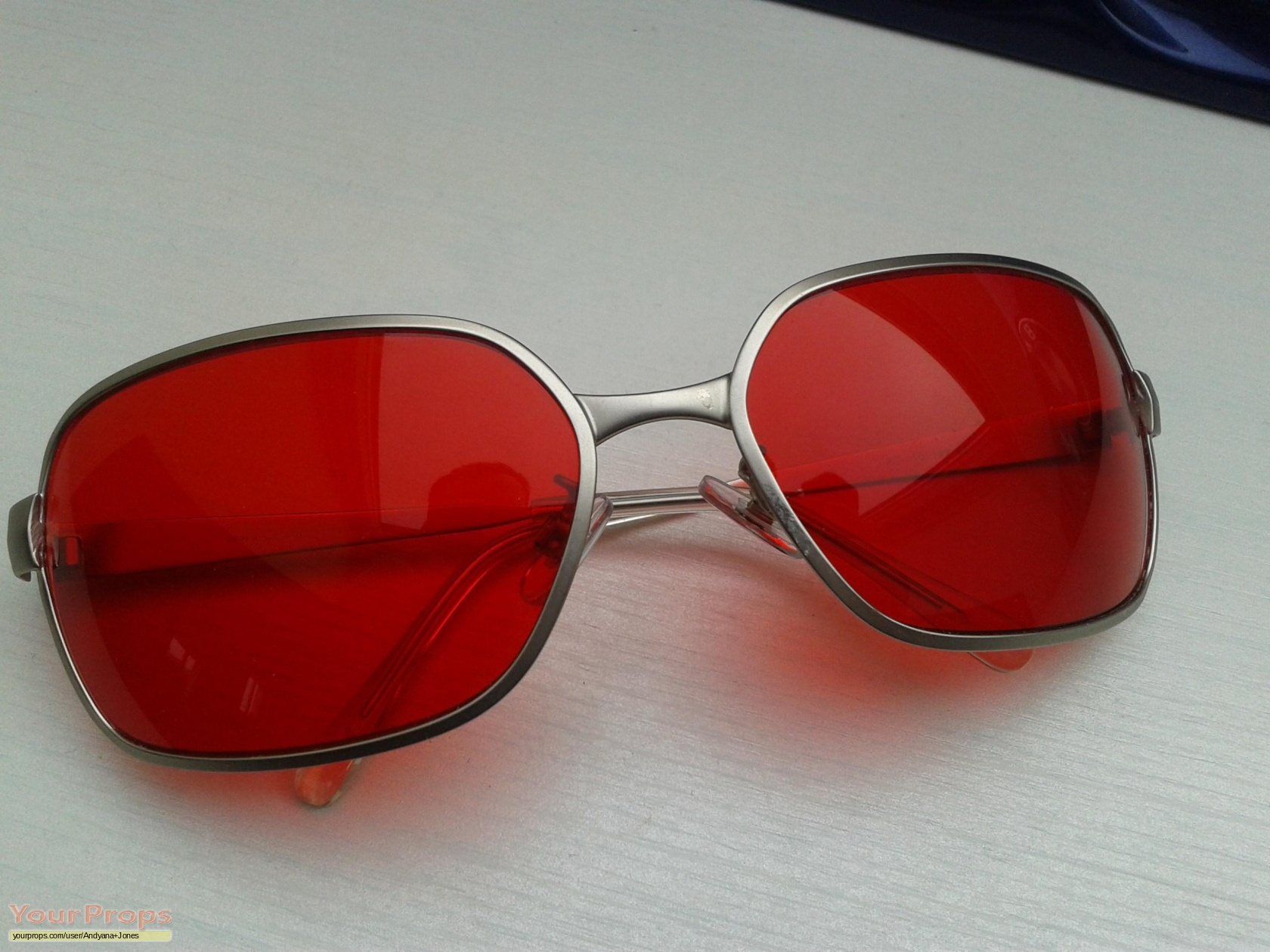 Fight Club Tyler Durden Blood Sunglasses replica movie costume