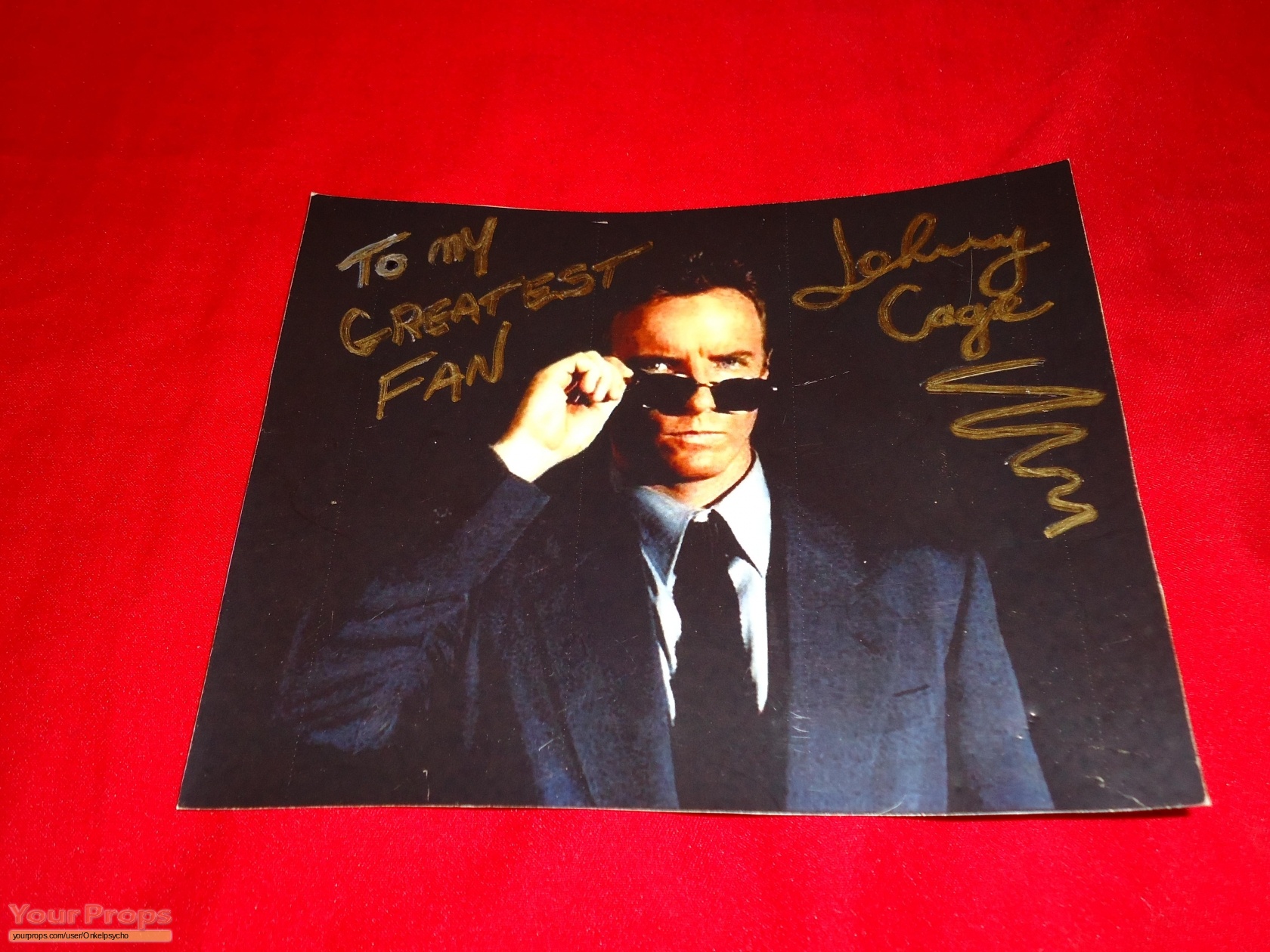 Mortal-Kombat-Johnny-Cage-Autograph-1.jpg