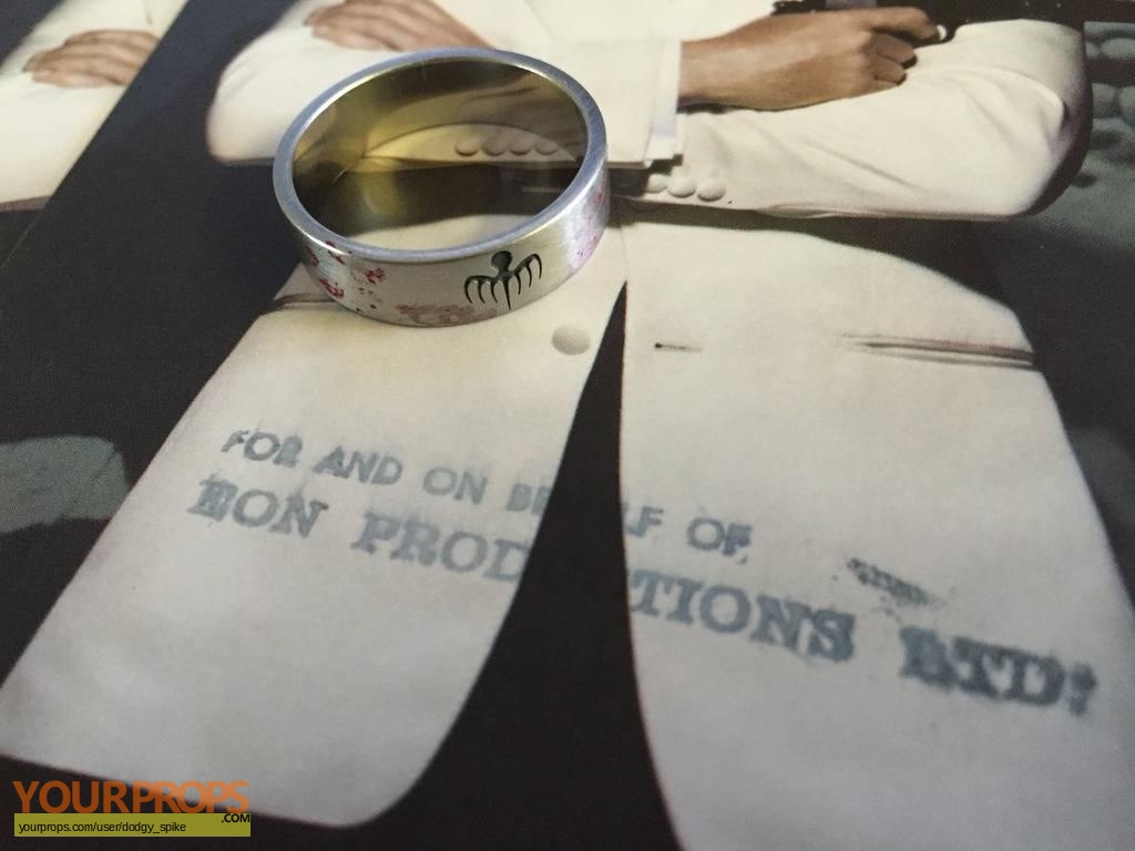 Aberrant spectres are slayer monsters that require level 60 slayer to kill. Spectre Ring . James Bond Spectre Spectre Ring Original Movie Prop