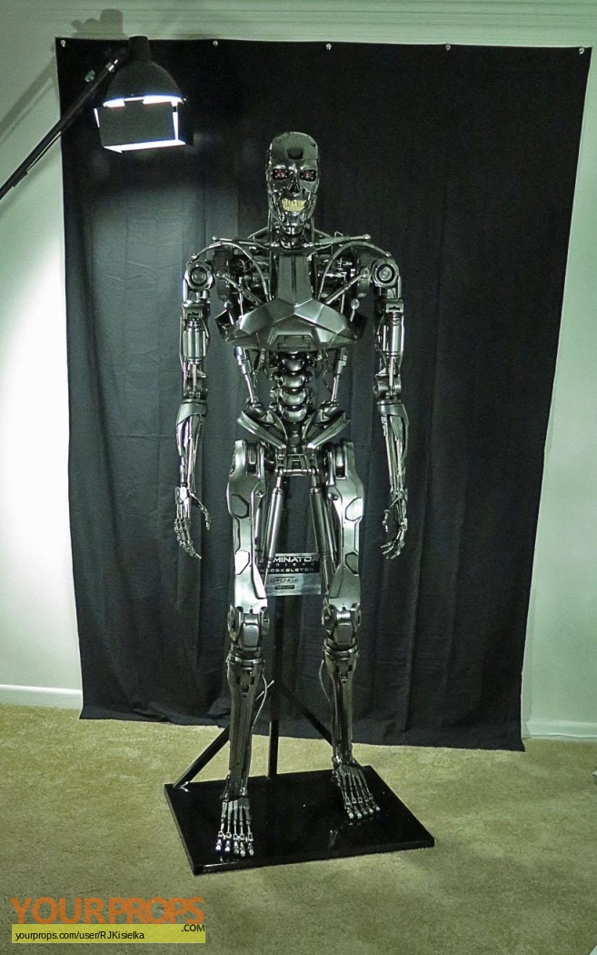 Terminator Genisys 1:1 Terminator Genisys Endoskeleton replica movie prop