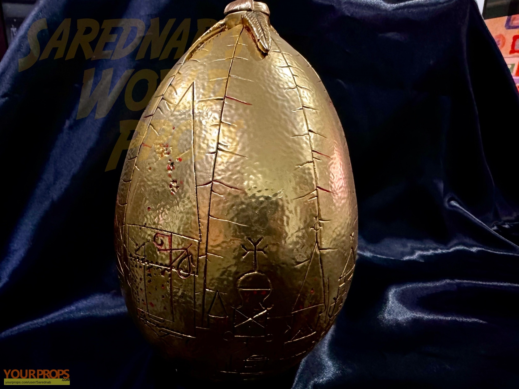 HARRY POTTER - Golden Egg Prop Replica